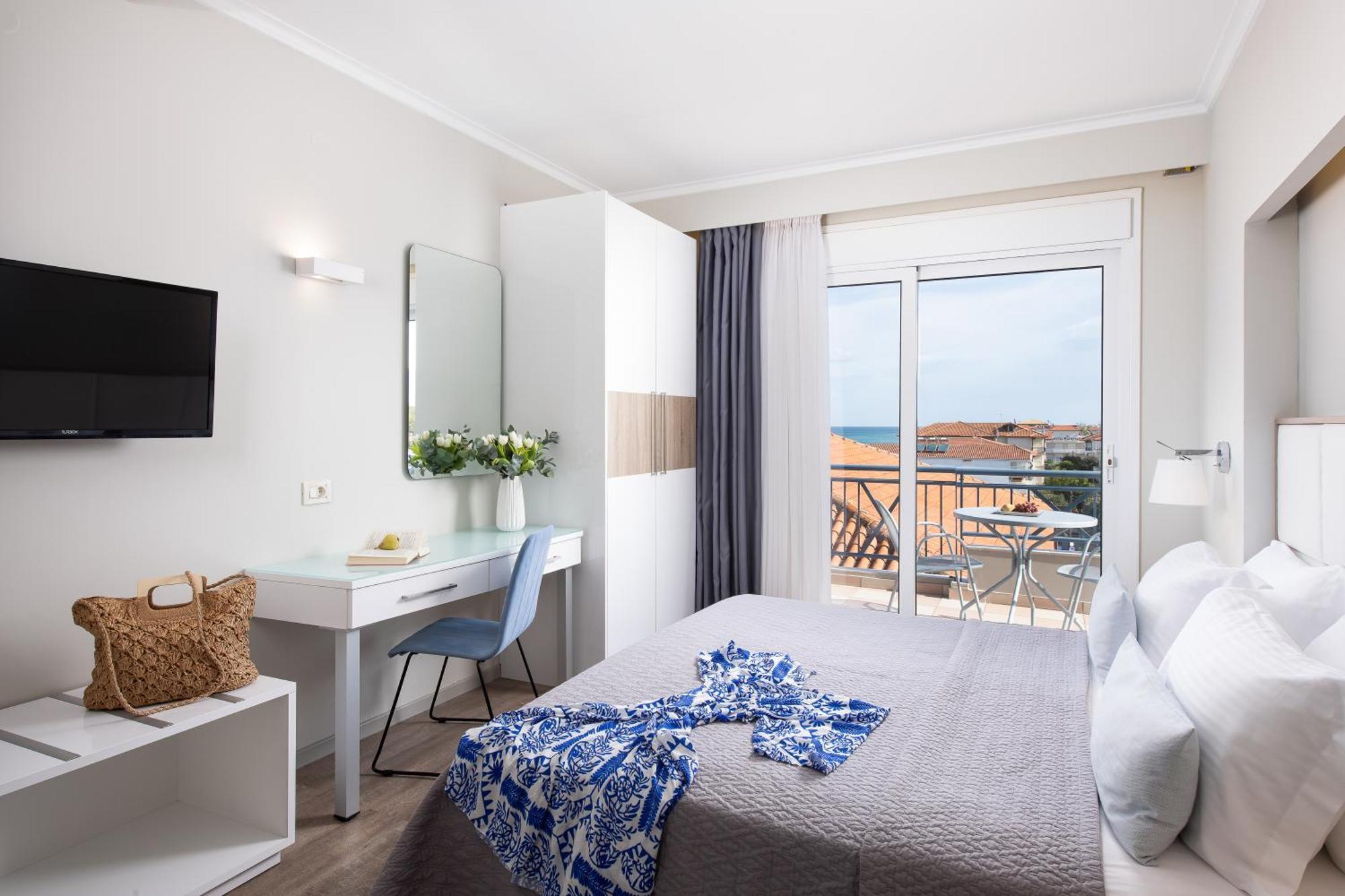 Two-Bedroom Apartment,1273404952:JPEG